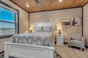 Bedroom 4 (Sleeps 2) with Accent Chair & View